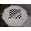 Image 3 : *Crokinole board + checkers on back