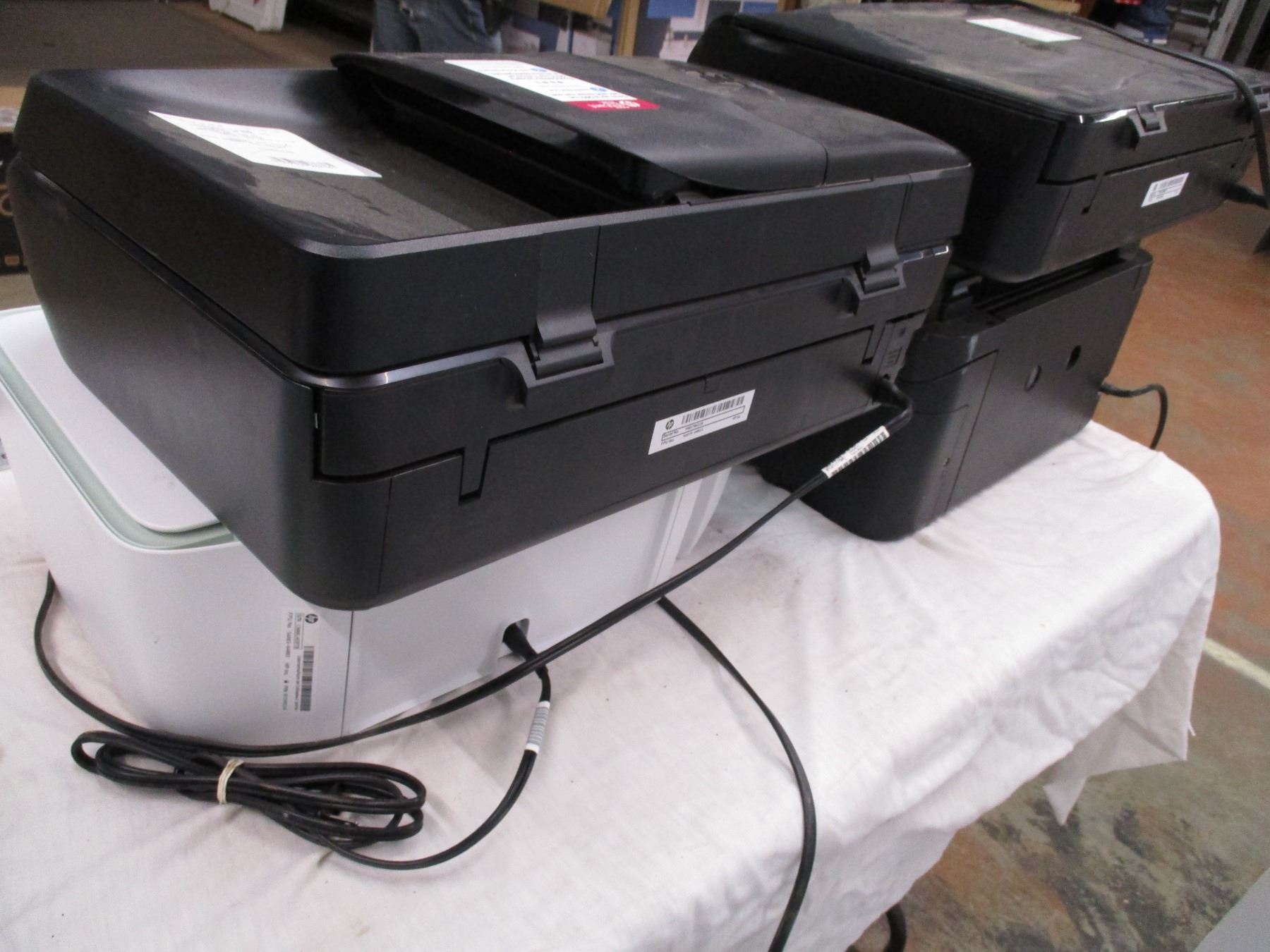 *(4) printers, scan, copy - store returns - Bodnarus Auctioneering