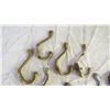 Image 2 : (8) Coat hooks