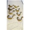 Image 3 : (8) Coat hooks