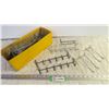 Image 1 : Assorted Pegboard Hooks