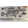 Image 4 : Assorted Sockets