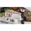 Image 2 : Placemats, Computer Mouse (3), Misc