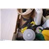 Image 3 : Assorted Garage Items