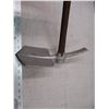 Image 3 : Miners pick axe