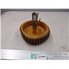 Image 1 : Nut cracker bowl + tools