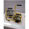 Image 1 : (2) work lights (one lights up)