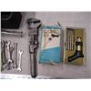 Image 4 : Lot of wrenches, tray, pistol grip screwdriver kit