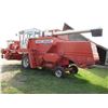 Image 4 : 1982 Massey Ferguson 550 Western Combine - Perkins Motor (no hours meter) - Running -