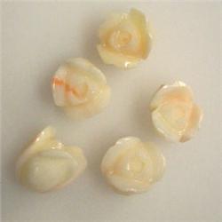 20 CTS LOT OF CARVED NATURAL ITALIAN CORAL FLOWERS 9x8 MM