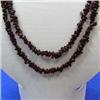 Image 1 : 3-7 MM GARNET CHIPS STRAND - 36 INCHES