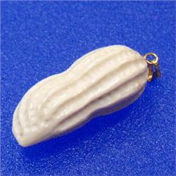 14K CARVED VINTAGE IVORY PEANUT PENDANT 
