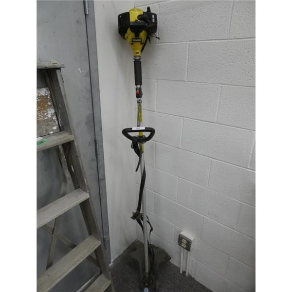 John Deere string trimmer works