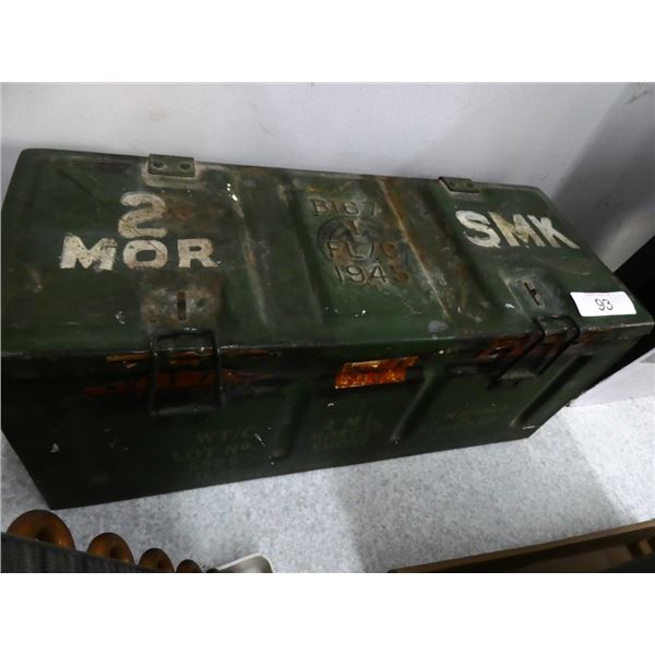 1945 Shell Box w/ contents