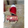 Image 2 : Avon animated holiday house & nutcracker music box