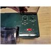 Image 2 : Mr. Christmas light snow & music controller