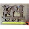 Image 2 : 10.5"x9" Iron key holder