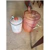 Image 2 : 2 vintage gas cans