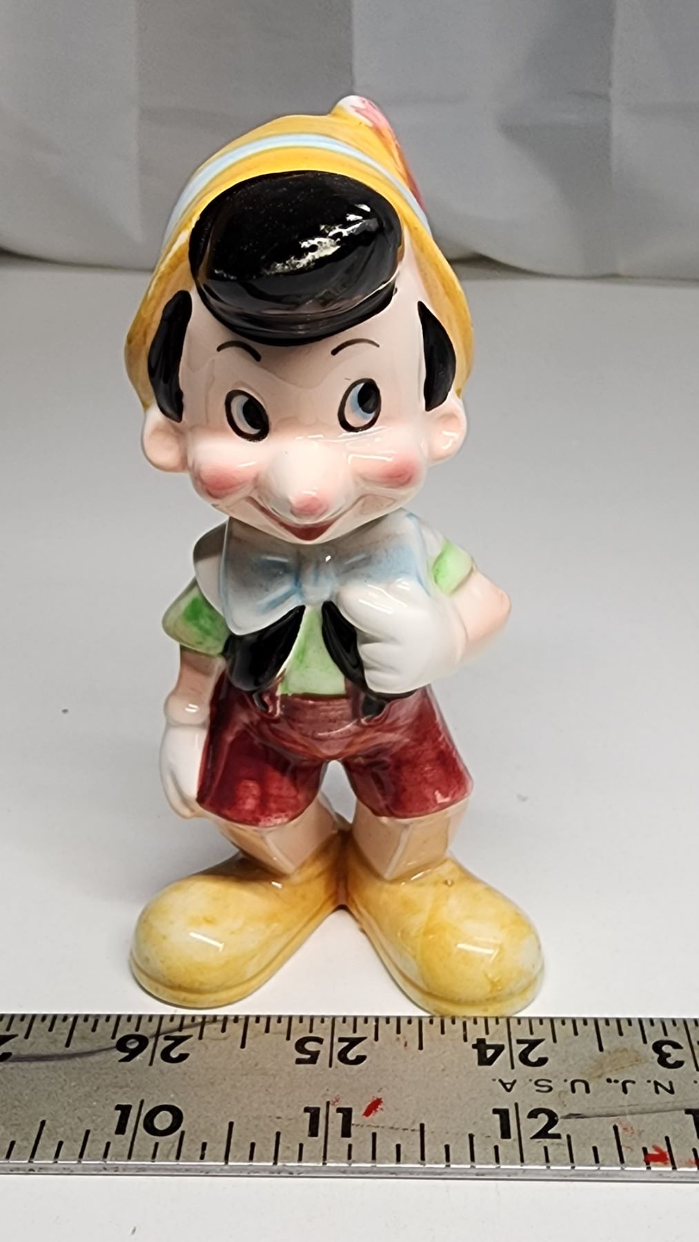 Vintage figurine 1977 Pinocchio skateboard Magnetic Toy Vintage figurine 1977 Pinocchio skateboard Magnetic Toy
