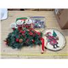 Image 1 : tote of misc. Christmas stuff