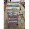 Image 4 : vintage wicker bassinet