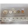 Image 1 : 1964 U.S. Silver Mint Set. 5-coin Philadelphia Mint Set. Housed in a Whitman hard plastic holder.
