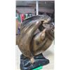 Image 2 : Beautiful Large Sculpture