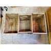 Image 2 : 3 Antique Crates (Canada Dry has no bottom)