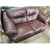 Image 2 : Leather love seat & 2 sets of legs