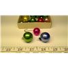 Image 3 : Box of mini-Christmas tree ornaments (2)