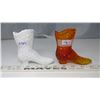 Image 1 : Pair of Fenton boots, one white, one amber