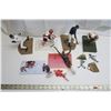Image 2 : 10 Sport Figurines with Stands, Hockey & Baseball