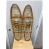 Image 1 : Pair of Snowshoes - Original - 36" Long