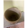 Image 2 : 2 Gallon Medalta Crock - Has chip, no cracks