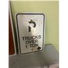 Image 2 : Water tap sign 24"x24" & 1 Ton Truck sign 12"x18"