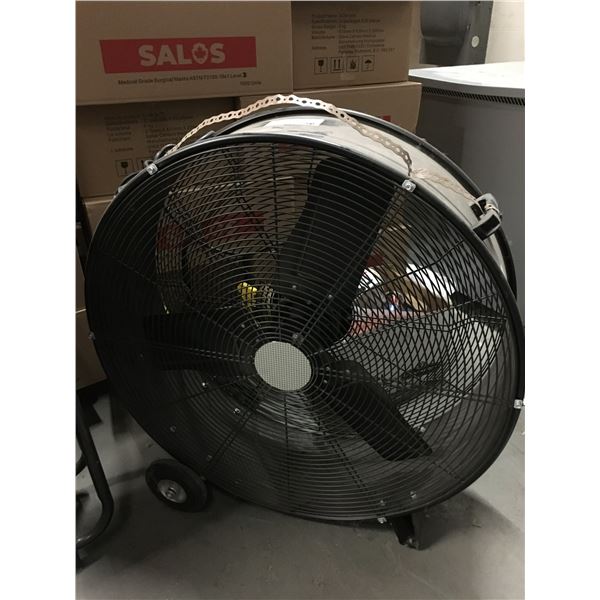 POWER FIST PORTABLE 32" DIAMETER COMMERCIAL FAN