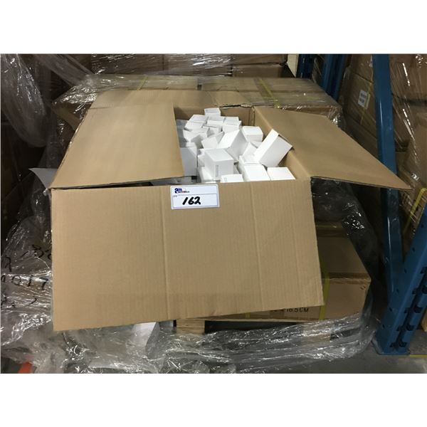 PALLET OF 10 BOXES OF 3000K LED LIGHTS (APPROX. 200 PER BOX)