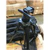 Image 2 : 10 NEW TRIPODS WITH CARRYING CASE AND BUILT IN COMPASS + LEVEL