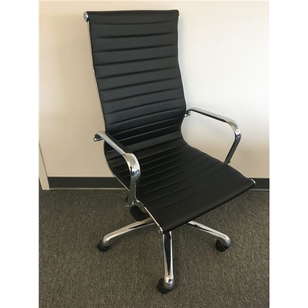 CHROME & BLACK GAS-LIFT ADJUSTABLE OFFICE CHAIR