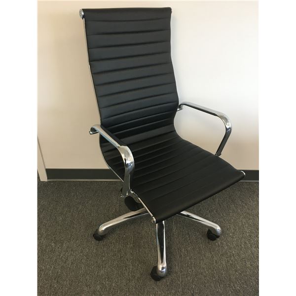 CHROME & BLACK GAS-LIFT ADJUSTABLE OFFICE CHAIR