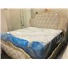 Image 2 : ELEGANT KING SIZE BED -HEADBOARD, FOOTBOARD & RAILS (MATTRESS SET SOLD SAPARATE)
