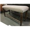 Image 2 : ASHLEY UPHOLSTERED BENCH SEAT