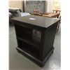 Image 1 : NEW END TABLE