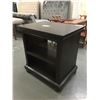 Image 2 : NEW END TABLE