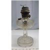 Image 2 : vintage twist lock oil lamp w/ mismatch chimney