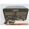 Image 2 : Vintage Admiral Radio