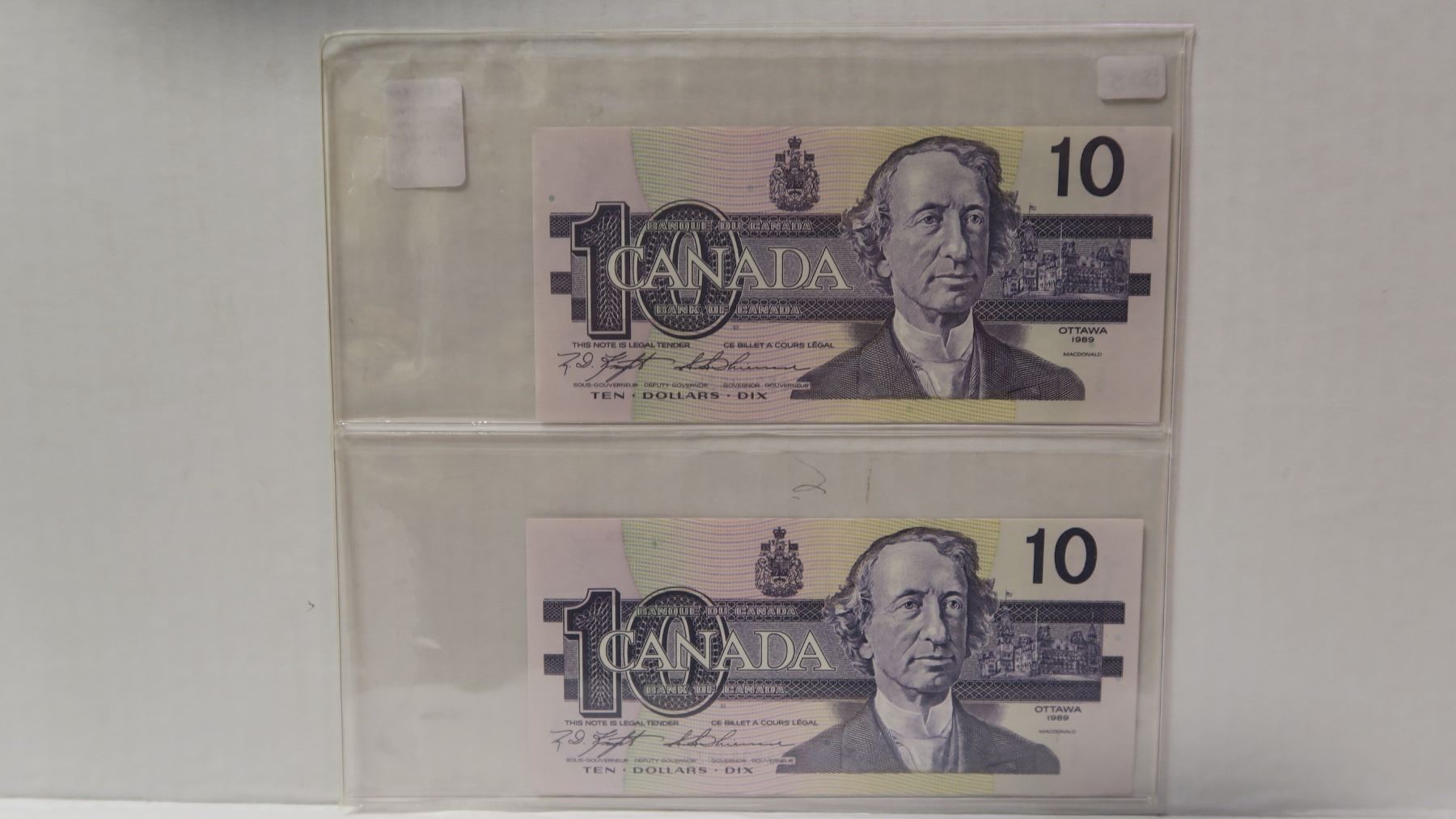 Set of 2 Consecutive Serial Number 1989 $10 notes. Knight-Thiessen ...