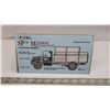 Image 4 : ERTL 1926 Mack "Bull Dog" Delivery Truck Bank 1/38