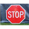 Image 1 : Full size used stop sign.