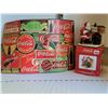 Image 1 : Coca-Cola Santa S&P with 4 reversible place mats.